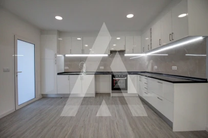 Moradia T3 para Venda em Arcos e Mogofores