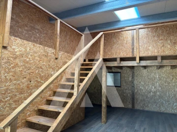 Armazém para Arrendamento em Cete