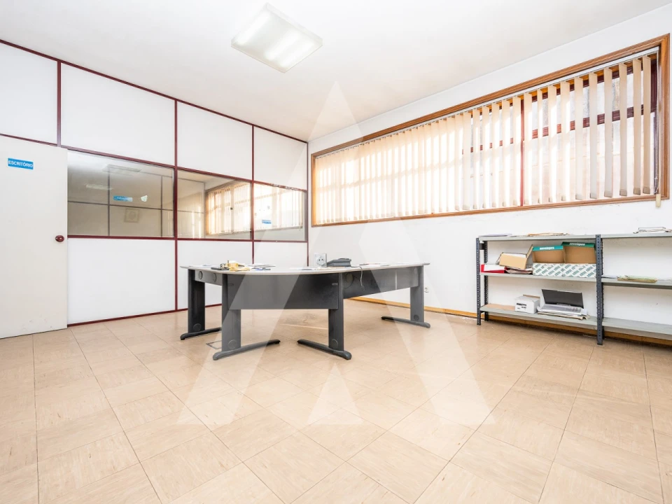 Armazém para Venda em Cortegaça Foto 17