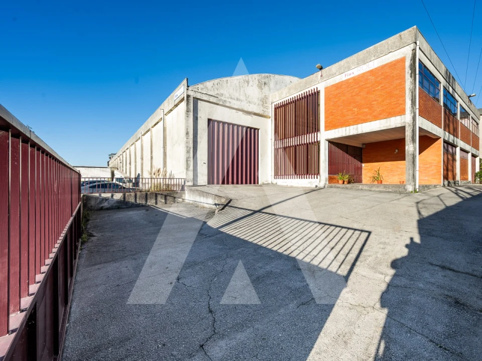 Armazém para Venda em Cortegaça Foto 3