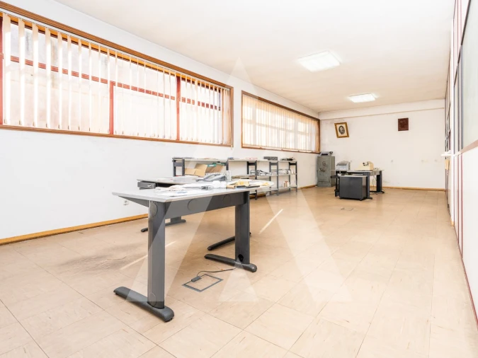 Armazém para Venda em Cortegaça Foto 15