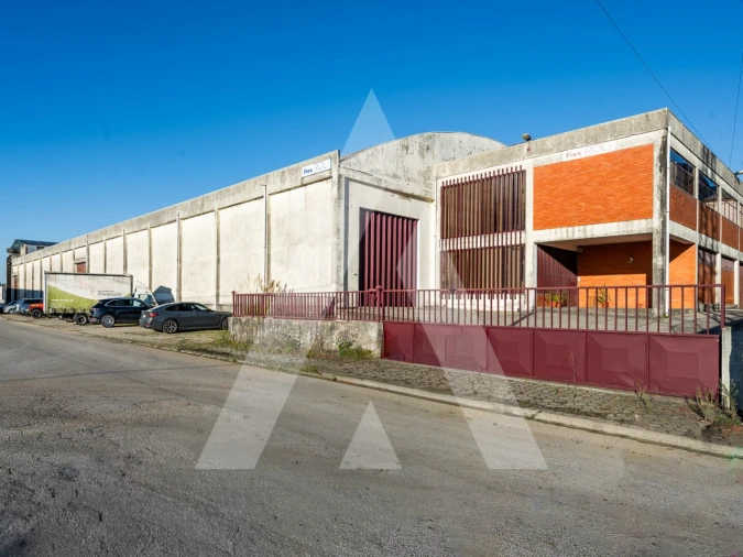 Armazém para Venda em Cortegaça