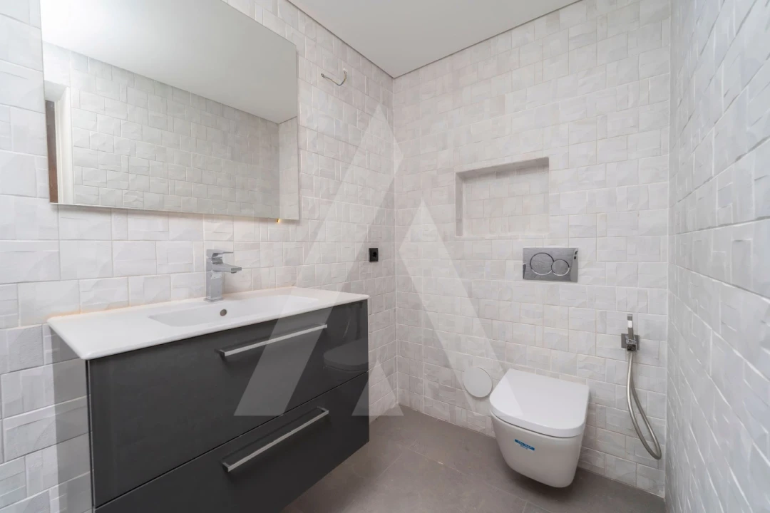 Moradia T4 para Venda em Quarteira Foto 76