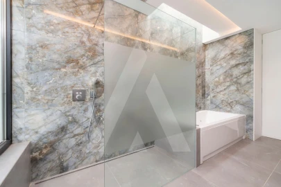 Moradia T4 para Venda em Quarteira