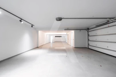 Moradia T4 para Venda em Quarteira