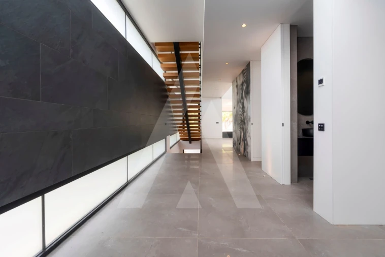 Moradia T4 para Venda em Quarteira Foto 7