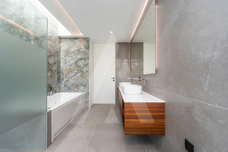 Moradia T4 para Venda em Quarteira Foto 59