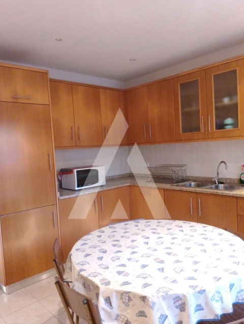 Moradia T3 para Venda em Castelo do Neiva