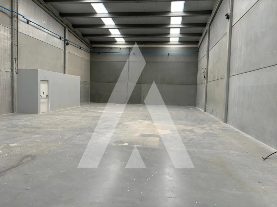 Armazém para Arrendamento em Cete Foto 17