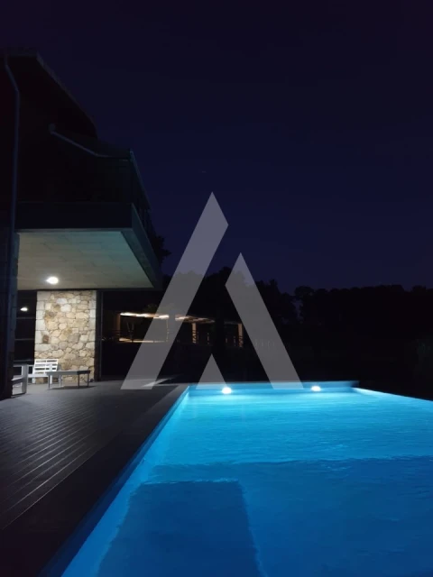 Quinta T4 para Venda em Longos Vales