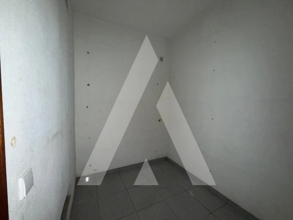 Loja para Venda em Marrazes e Barosa Foto 17