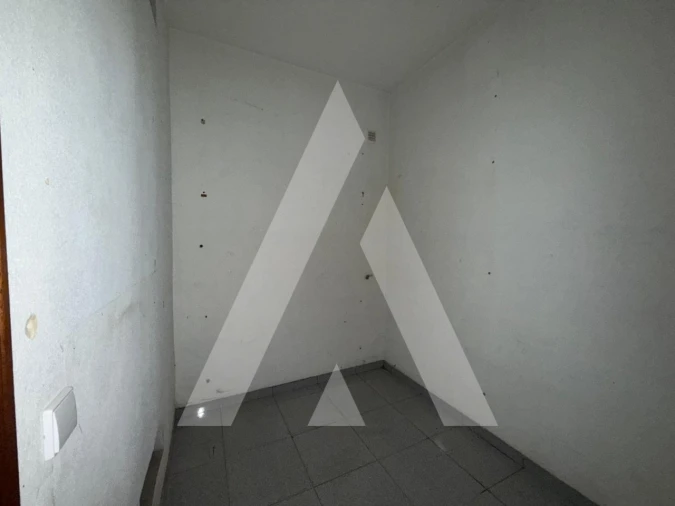 Loja para Venda em Marrazes e Barosa Foto 17