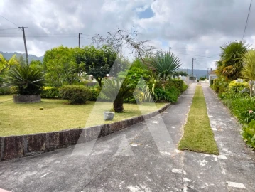 Moradia T3 para Venda em Geraz do Lima (Santa Maria, Santa Leocádia, Moreira), Deão