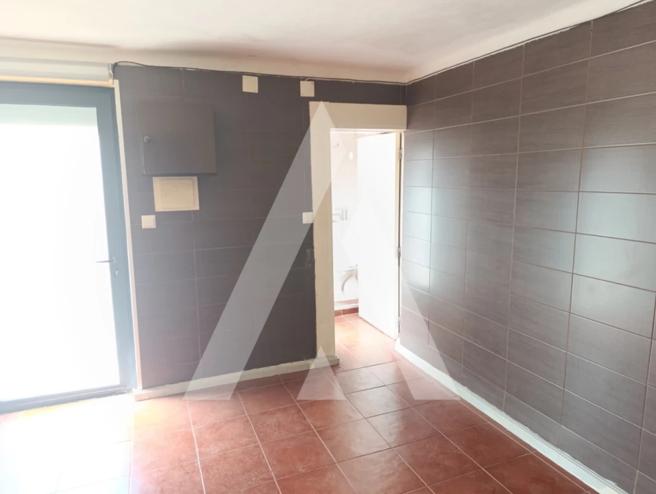 Negócio para Venda em Areosa Foto 4