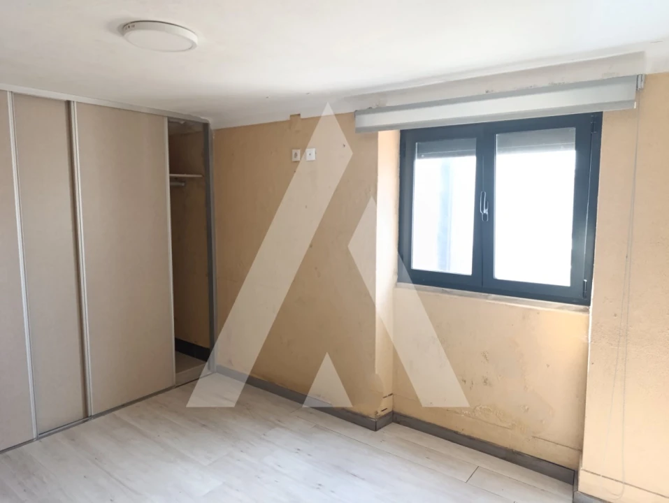 Negócio para Venda em Areosa Foto 8