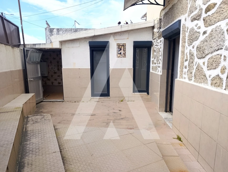 Negócio para Venda em Areosa Foto 2