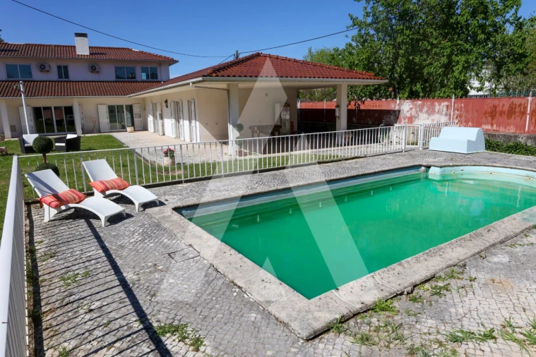 Moradia T5 para Venda em Lousã e Vilarinho Foto 10