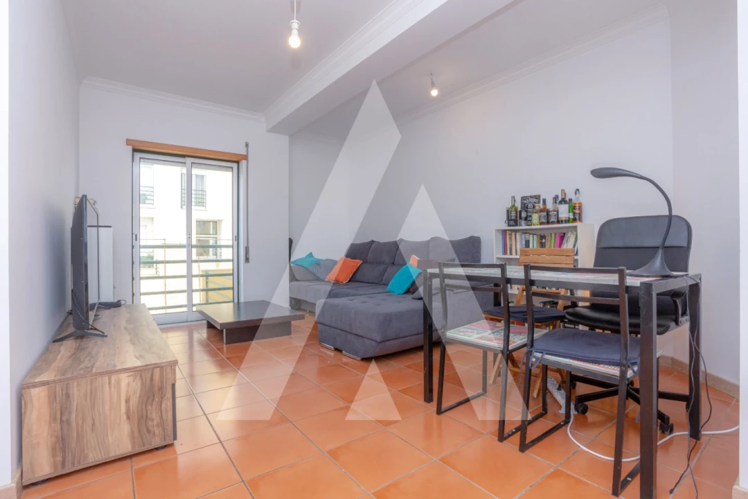 Apartamento T2 para Arrendamento em Santo Varão Foto 2