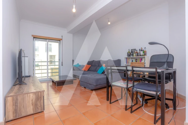 Apartamento T2 para Arrendamento em Santo Varão Foto 2