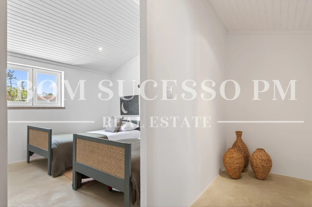 Quinta T4 para Venda em Vau Foto 31