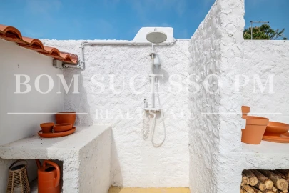 Quinta T4 para Venda em Vau