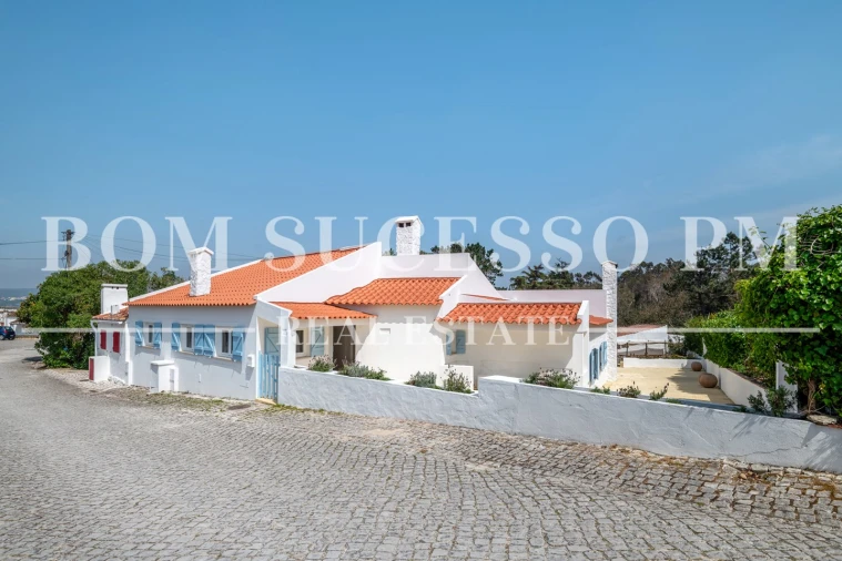 Quinta T4 para Venda em Vau Foto 4