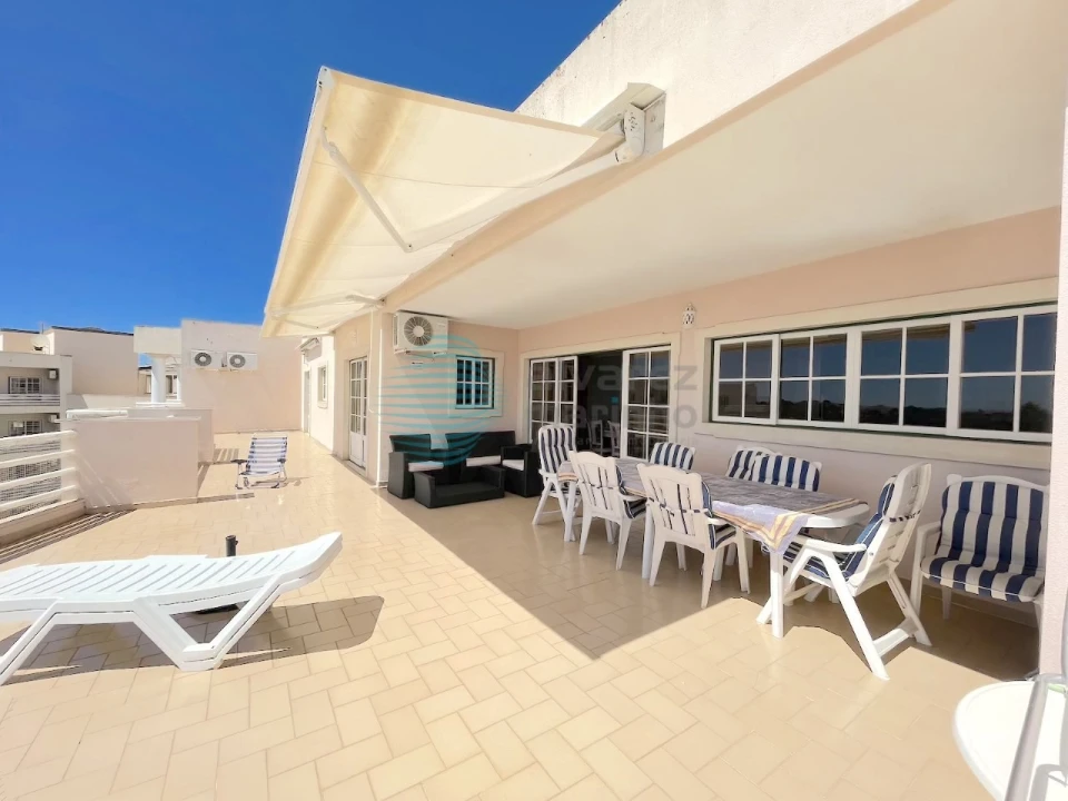 Apartamento T3 para Venda em Portimão Foto 16