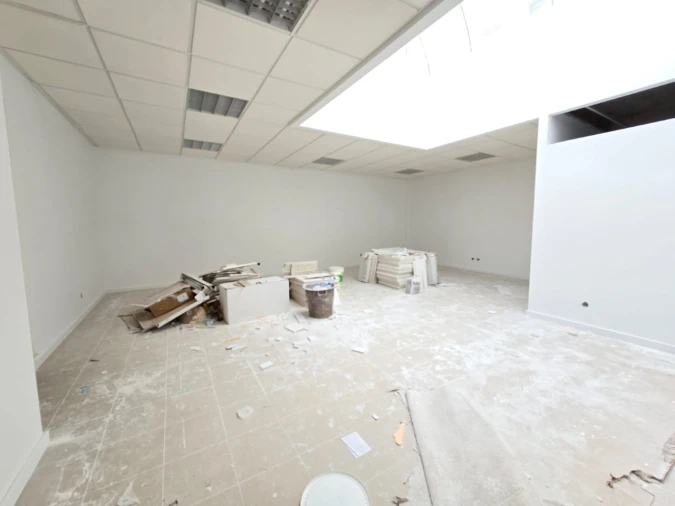 Loja para Arrendamento em Santa Maria, São Pedro e Matacães Foto 4