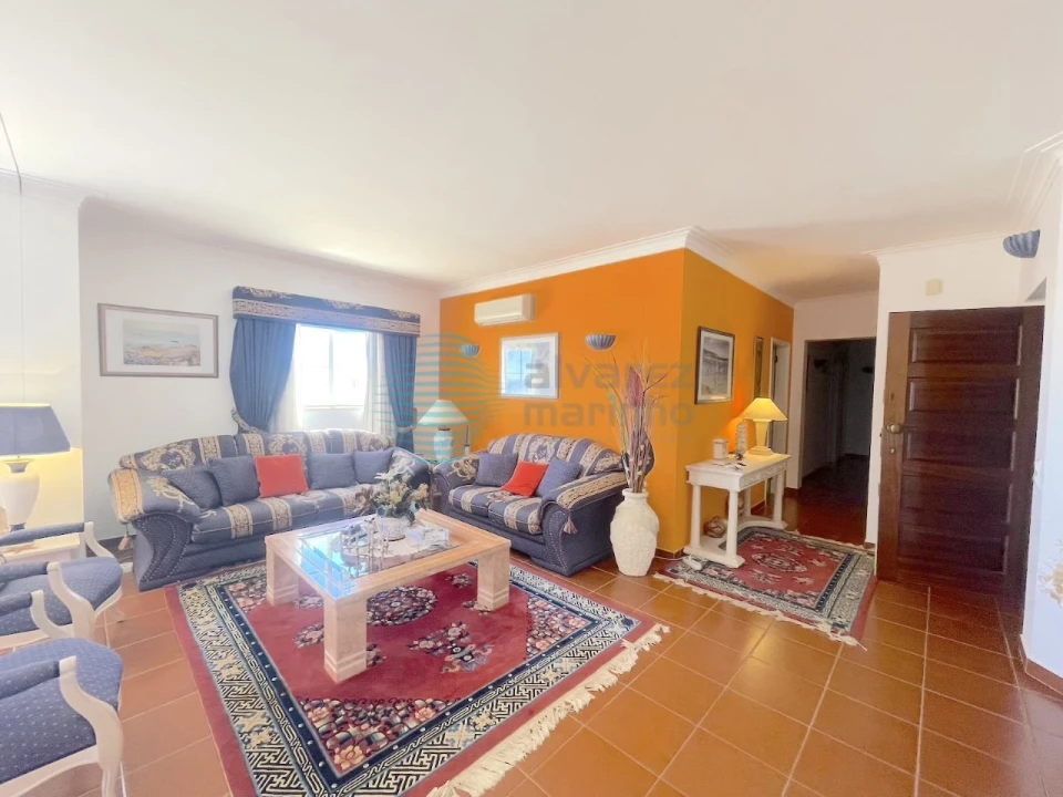 Apartamento T3 para Venda em Portimão Foto 3