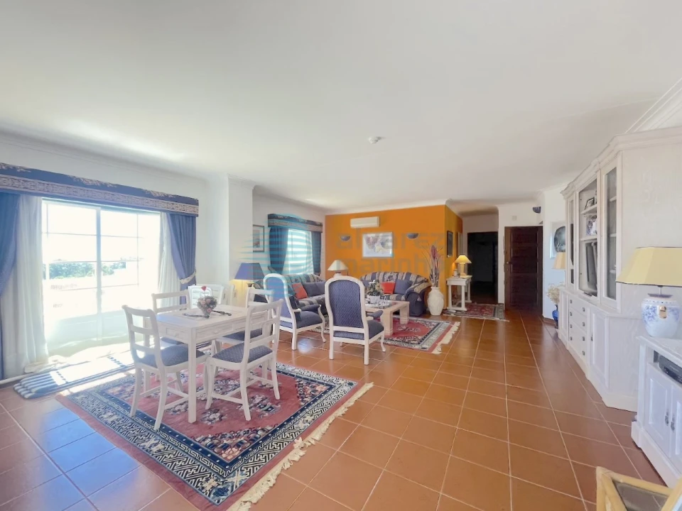 Apartamento T3 para Venda em Portimão Foto 10