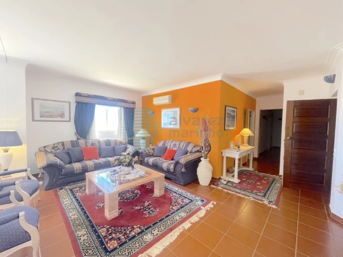 Apartamento T3 para Venda em Portimão Foto 3