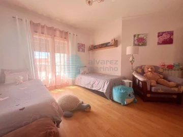 Moradia T3 para Venda em Bombarral e Vale Covo