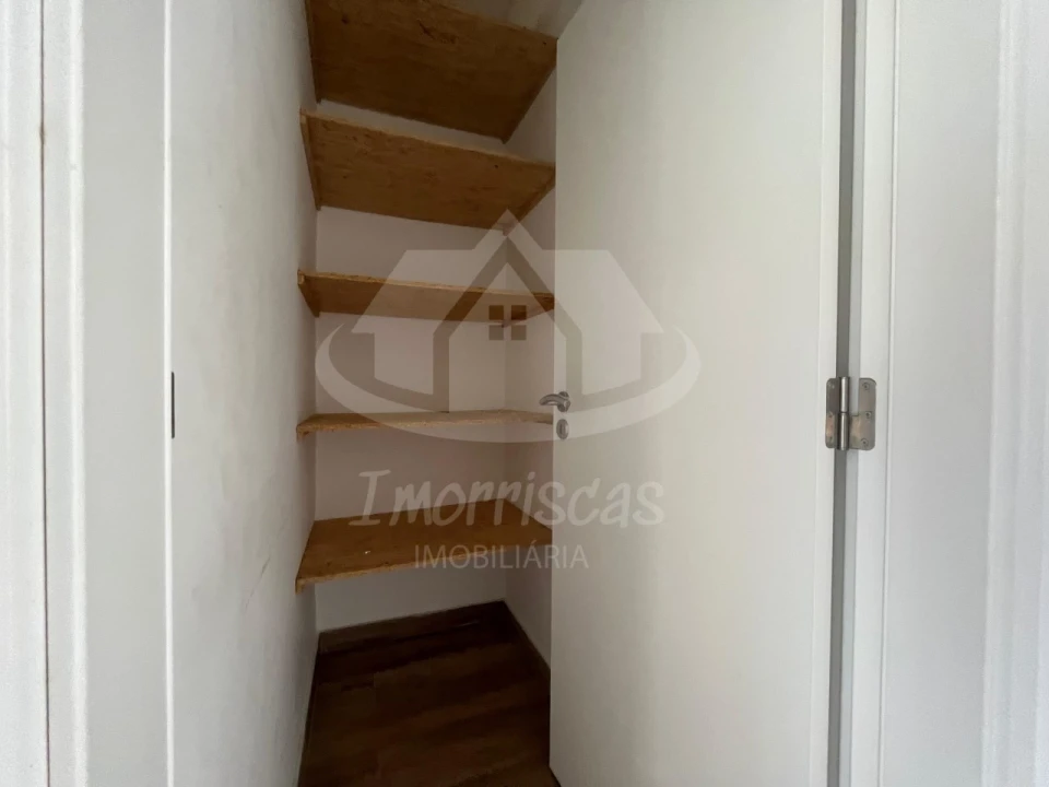 Apartamento T2 para Venda em Vialonga Foto 8