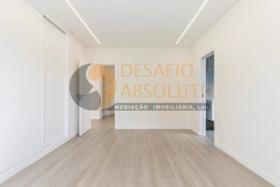 Moradia T3 para Venda em Fernao Ferro