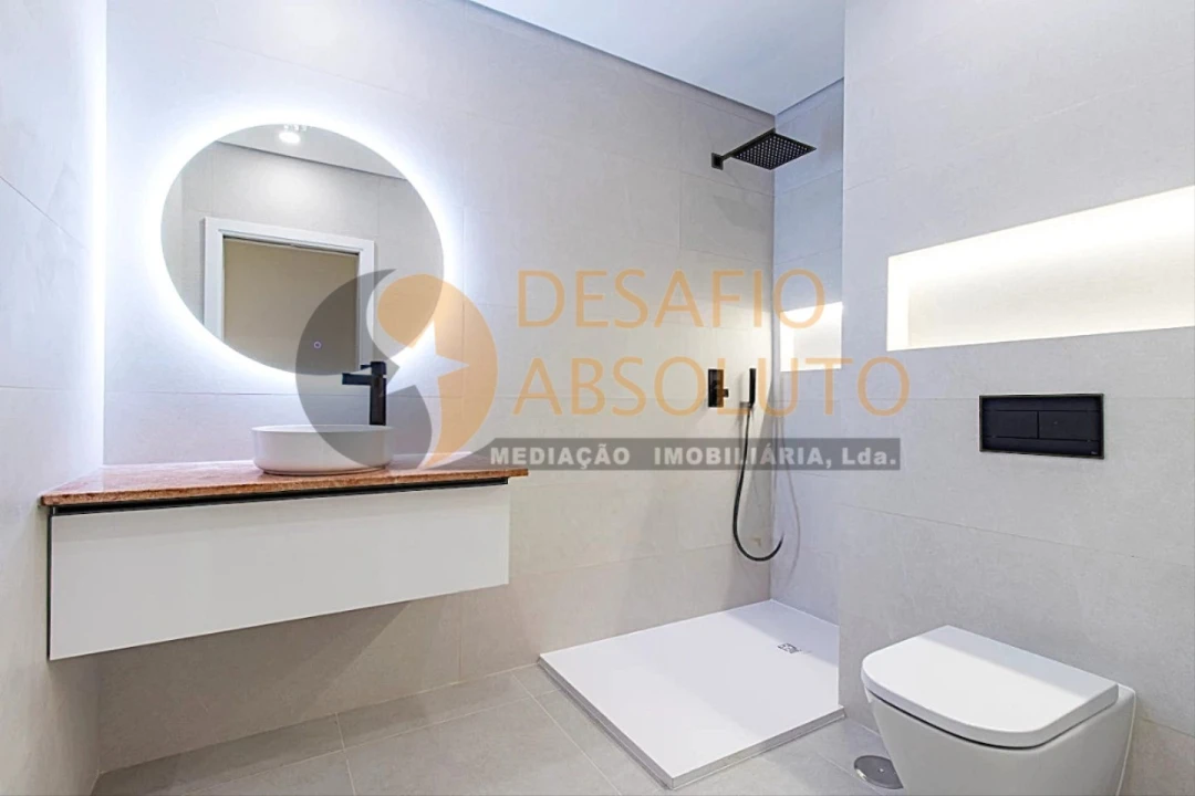 Moradia T2 para Venda em Fernao Ferro Foto 10