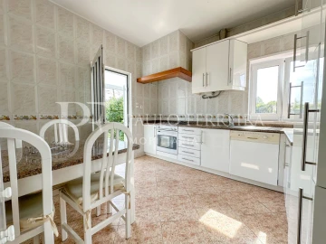 Moradia T3 para Arrendamento em Antas e Abade de Vermoim