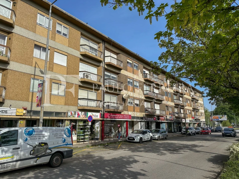 Apartamento T2 para Arrendamento em Antas e Abade de Vermoim Foto 1