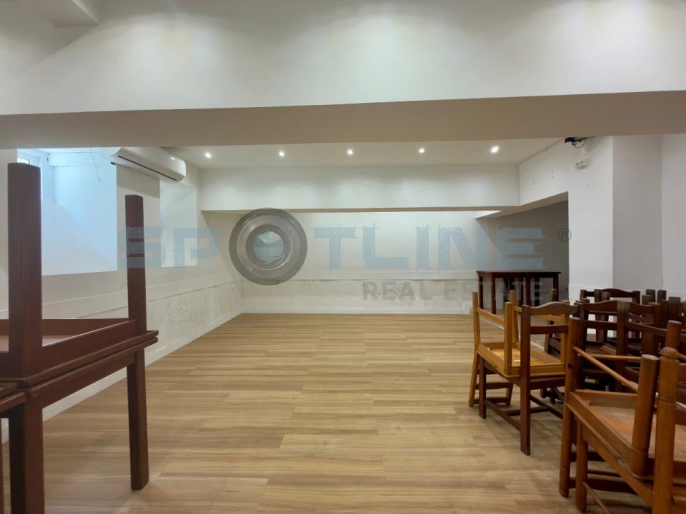 Loja para Cedência de Quotas em Alvalade Foto 8