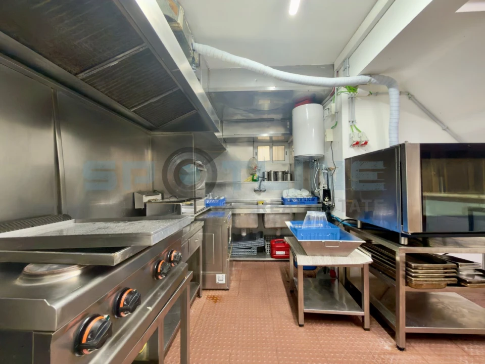 Loja para Cedência de Quotas em Alvalade Foto 14