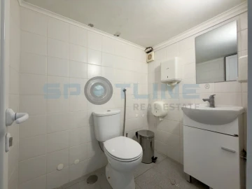 Loja para Arrendamento em Alvalade