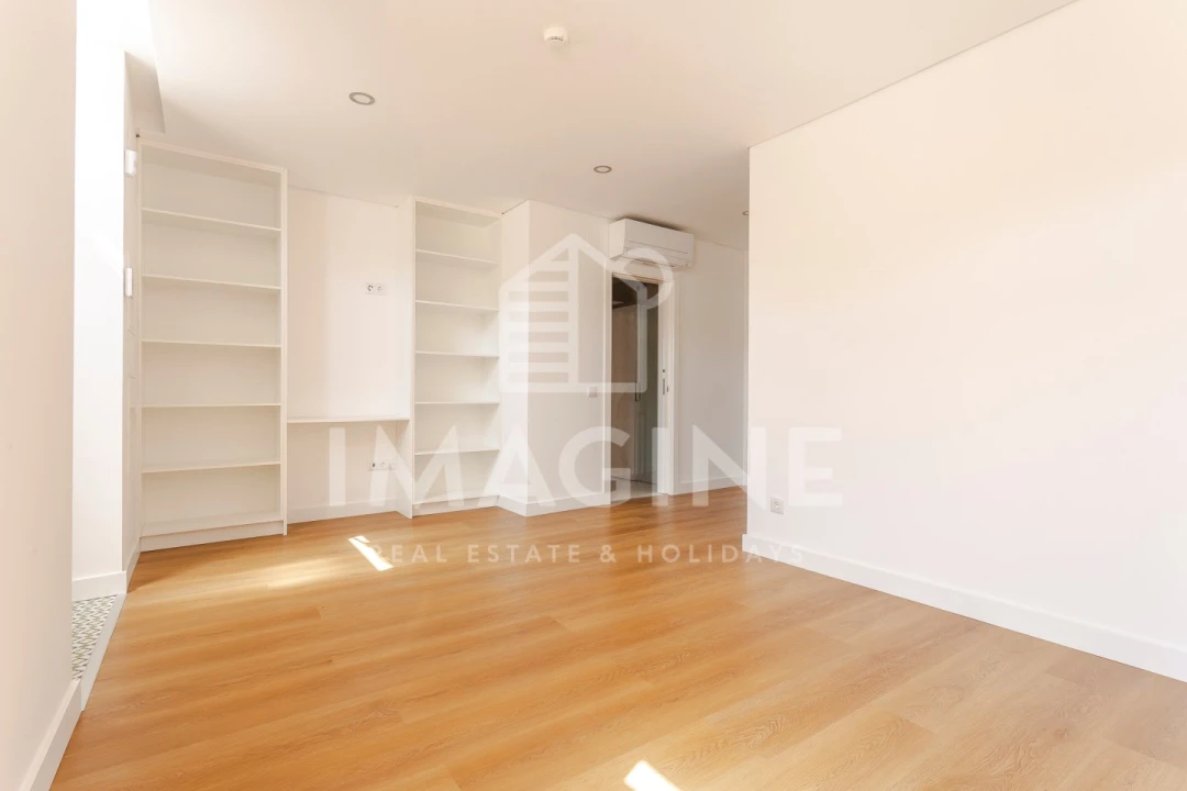 Apartamento T2 para Arrendamento em União das Freguesias de Setúbal Foto 11