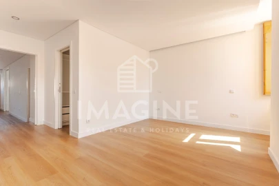 Apartamento T2 para Arrendamento em União das Freguesias de Setúbal