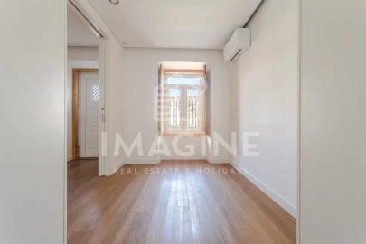 Apartamento T2 para Arrendamento em União das Freguesias de Setúbal