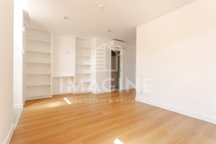 Apartamento T2 para Arrendamento em União das Freguesias de Setúbal Foto 11