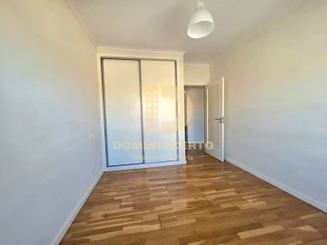 Apartamento T3 para Venda em Arcozelo