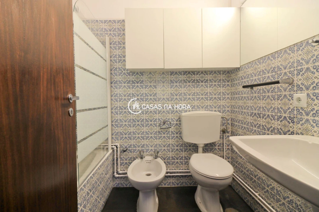 Apartamento T2 para Arrendamento em Aldoar, Foz do Douro e Nevogilde Foto 10
