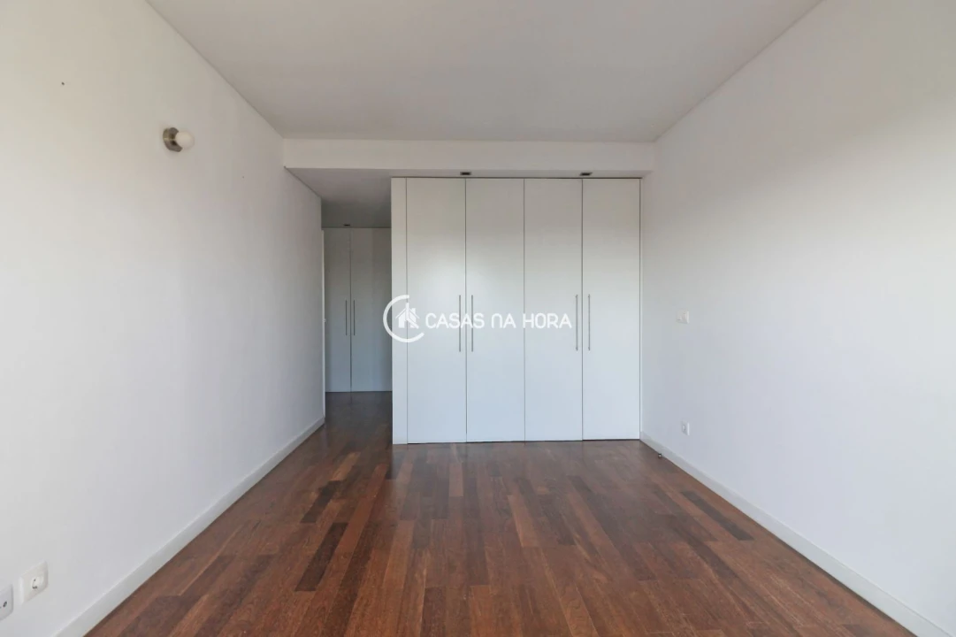 Apartamento T3 para Arrendamento em Paranhos Foto 20