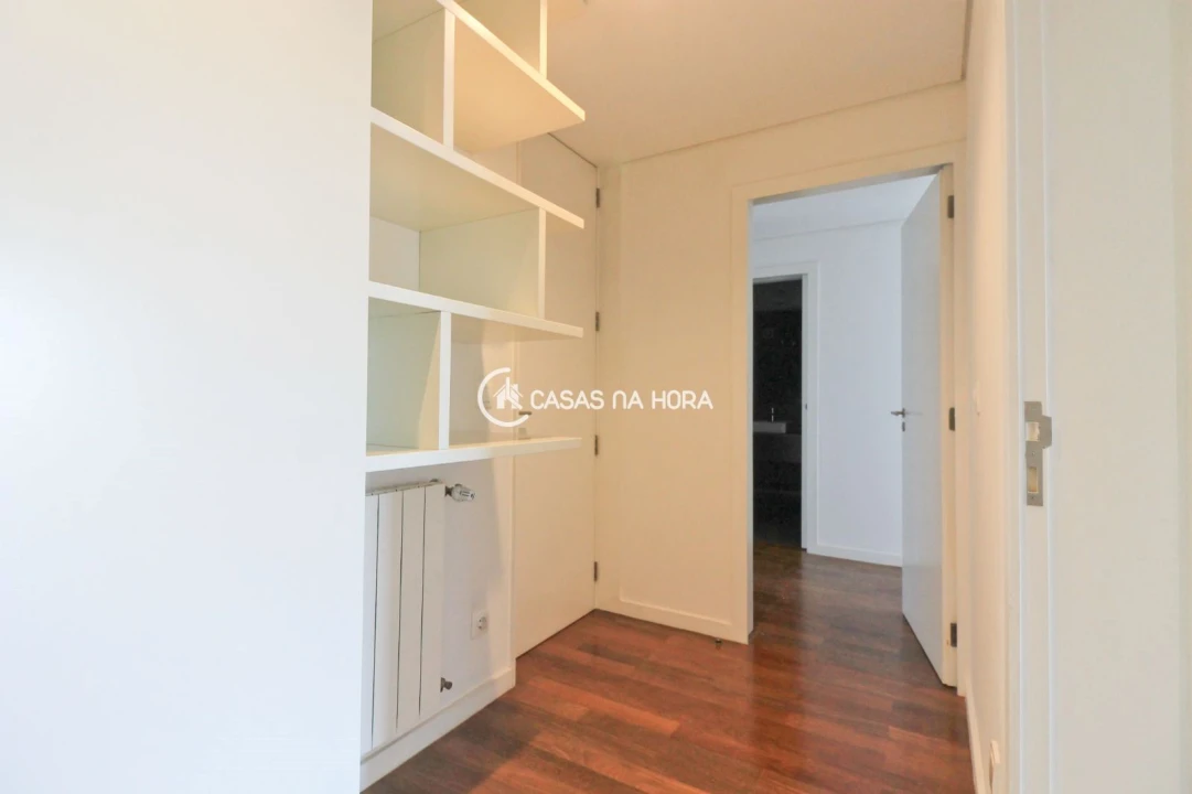 Apartamento T3 para Arrendamento em Paranhos Foto 21