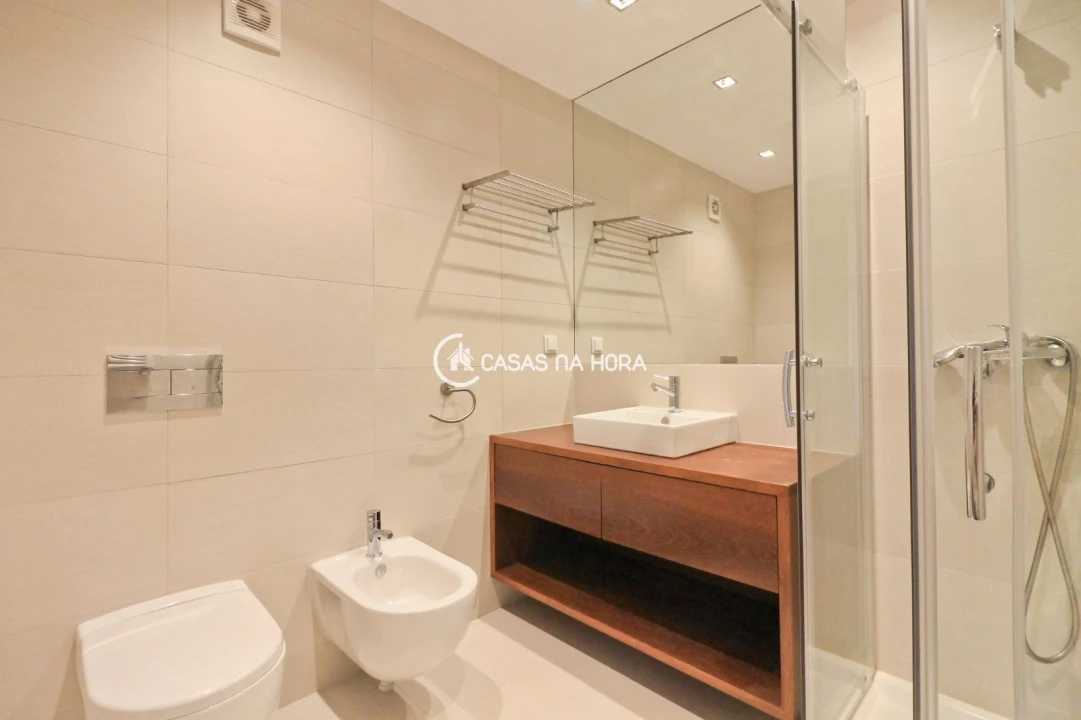 Apartamento T3 para Arrendamento em Paranhos Foto 22