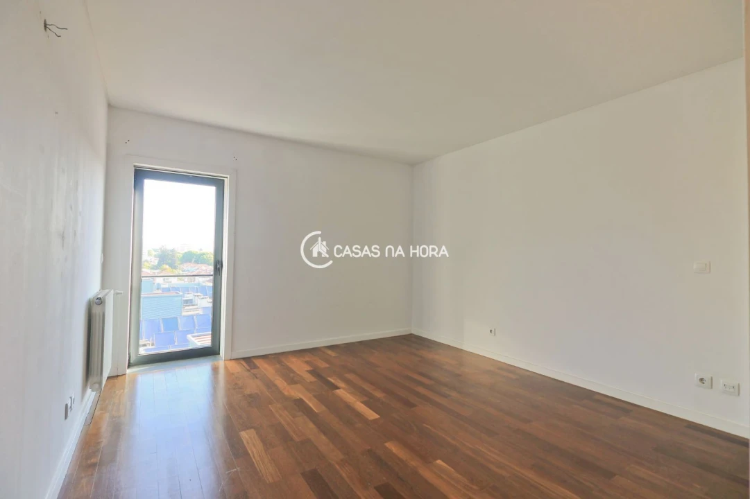 Apartamento T3 para Arrendamento em Paranhos Foto 29